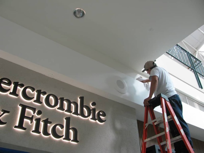 warwick construction abercrombie finch woodlands tx